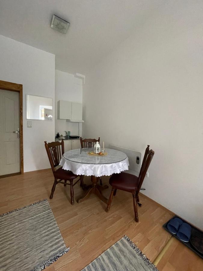 Apartman Studio Lusi 1 Subotica Buitenkant foto